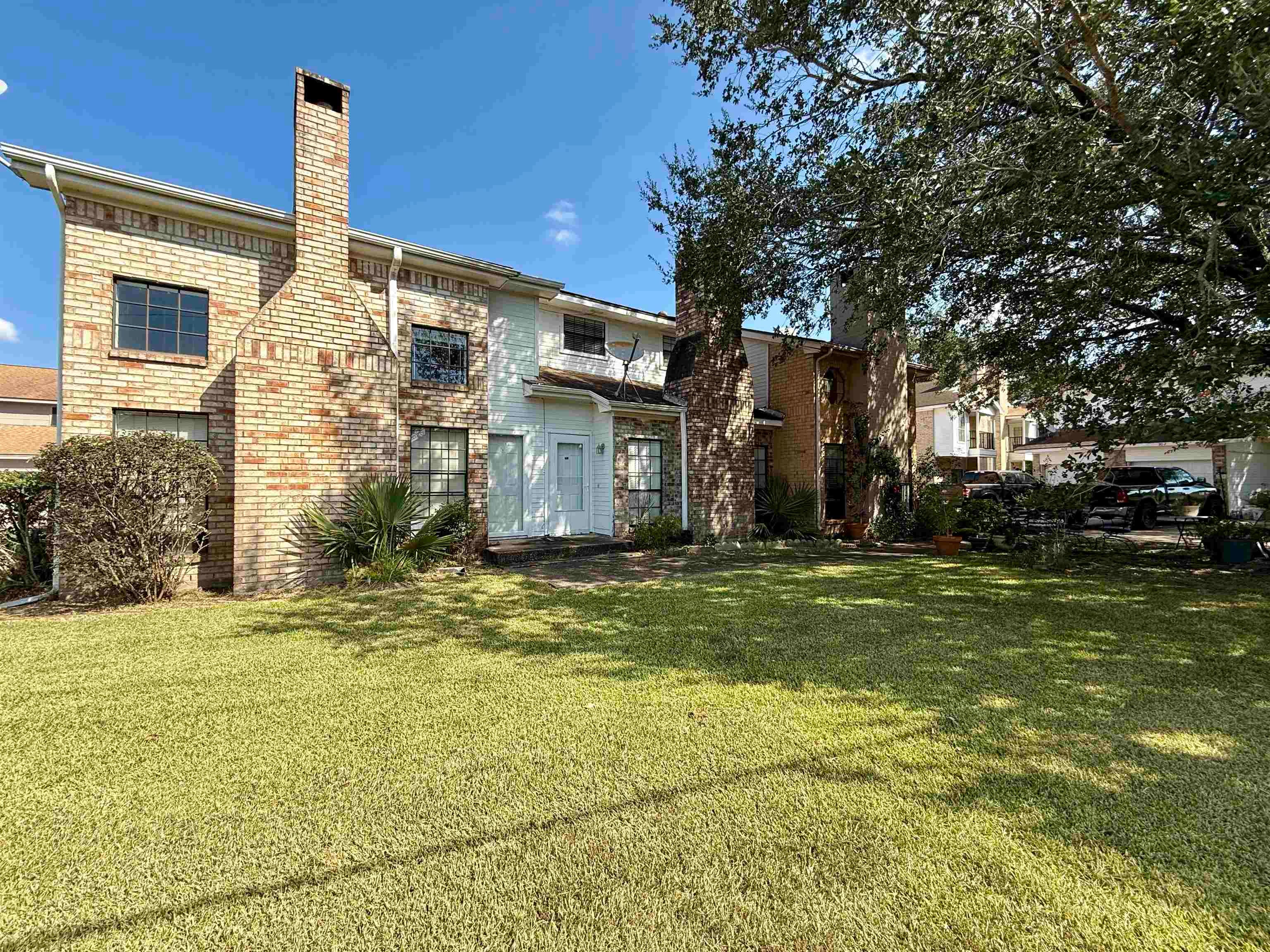 1620 Wellington Place, Unit 701 — photo