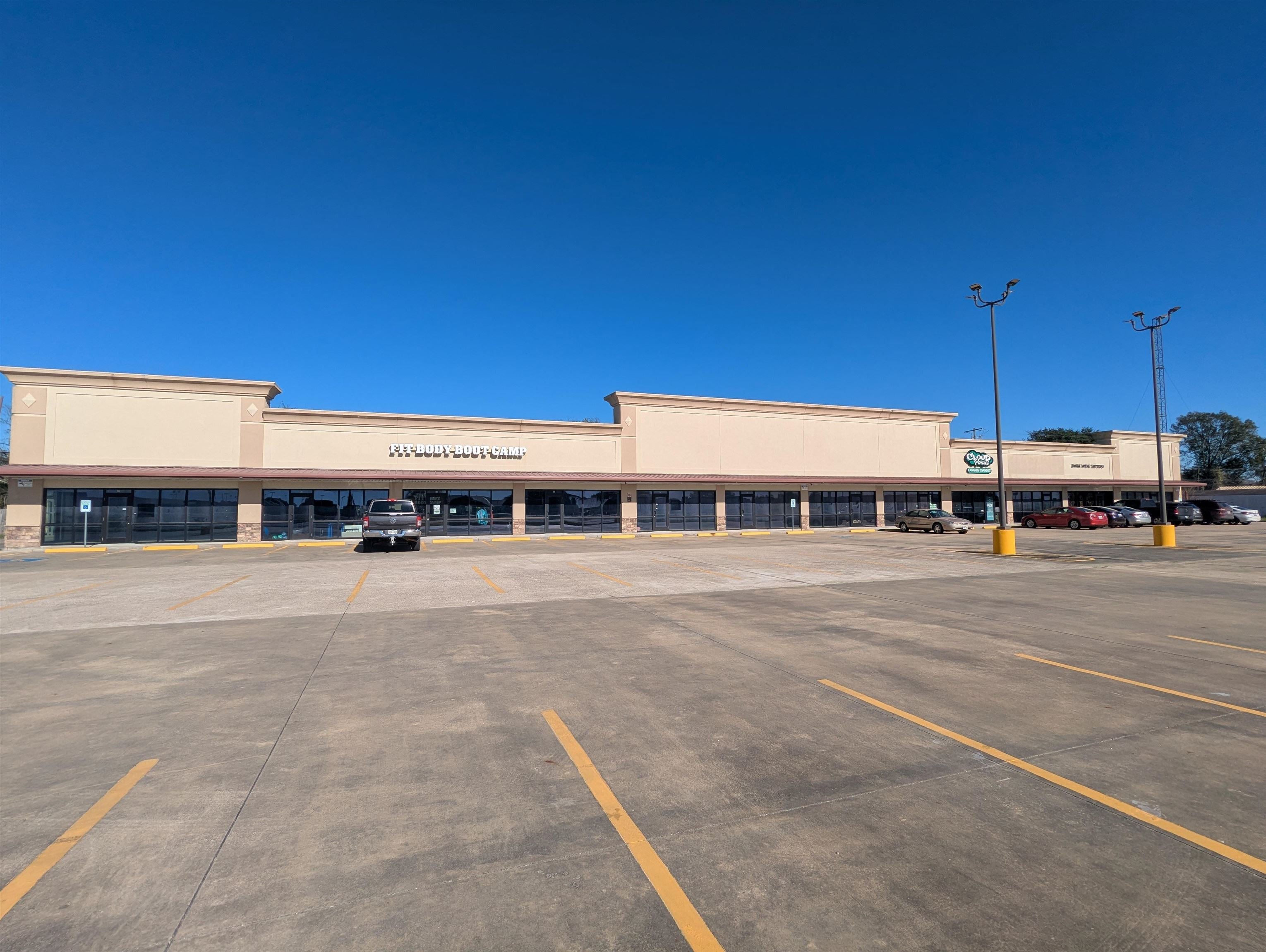 401 Memorial Fwy — photo