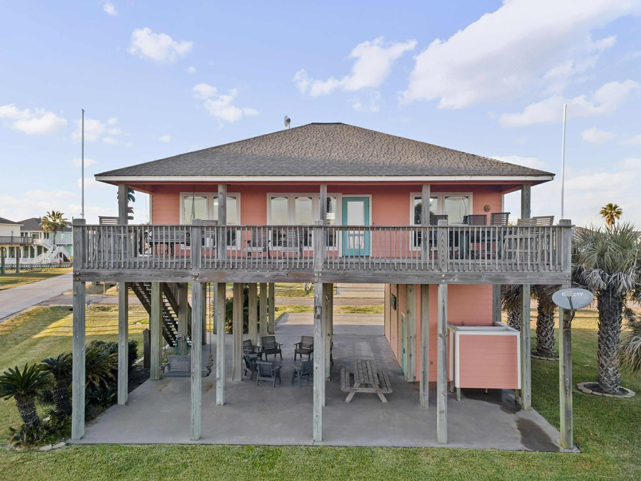 2902 Lakeside Dr. — photo