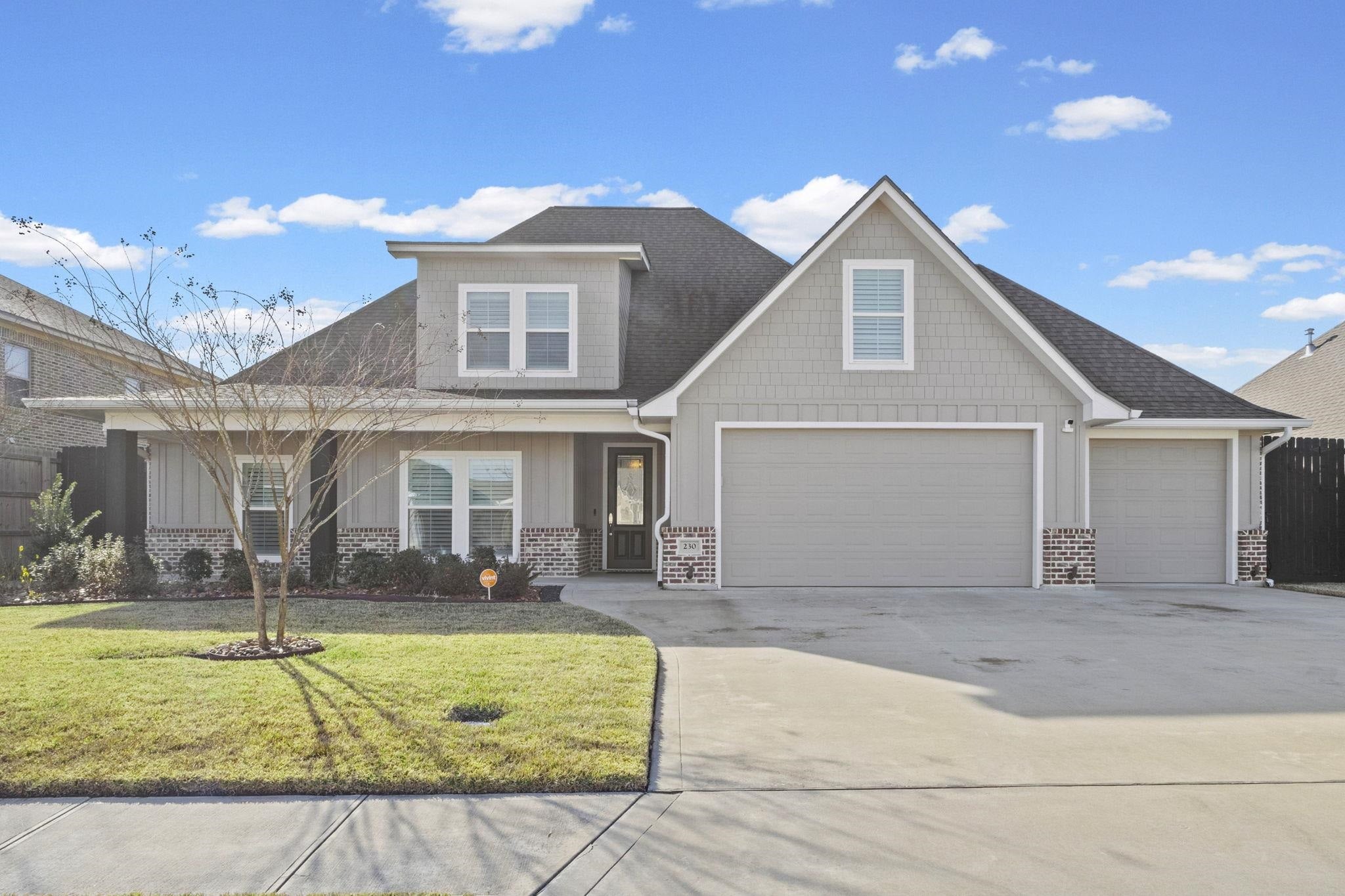230 River Stone Ct — photo