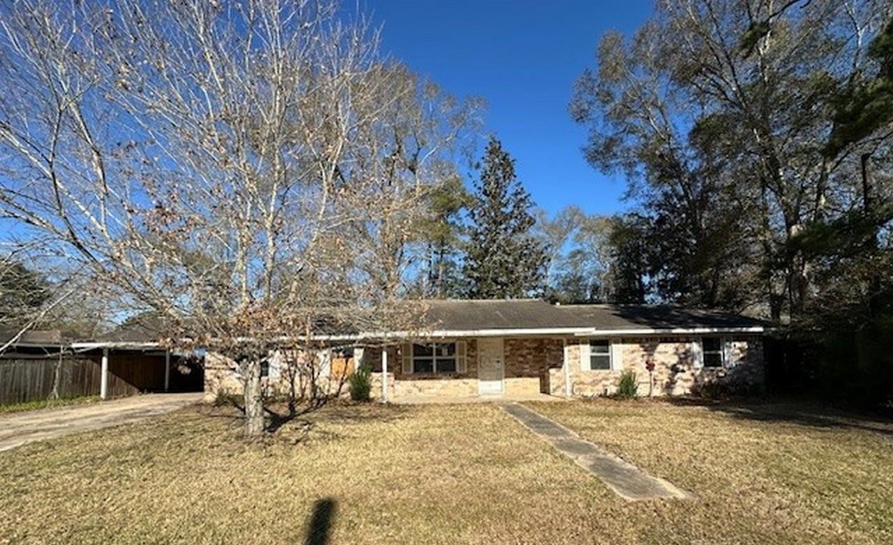 201 CR 755 — photo