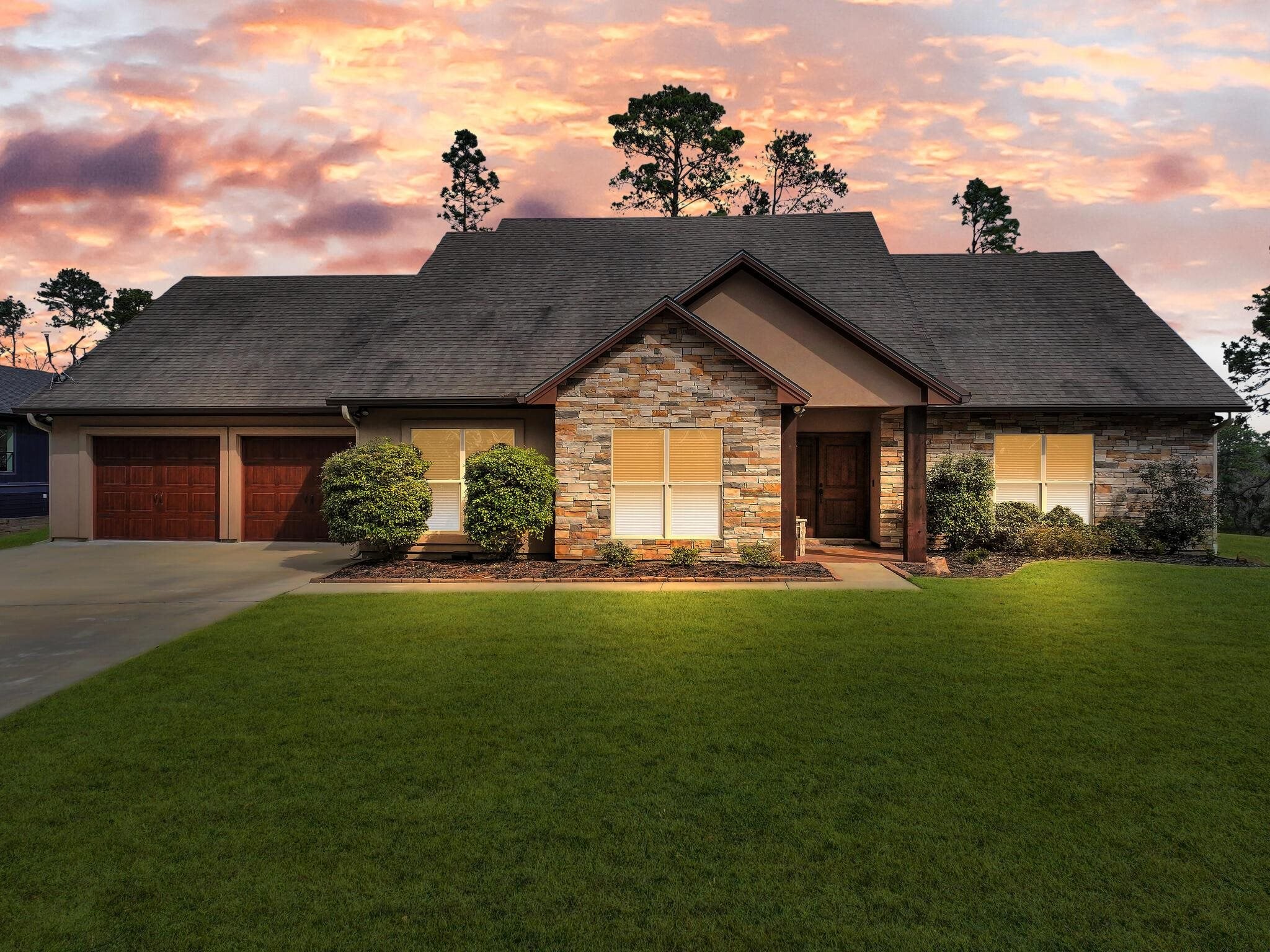 205 Vantage Dr — photo