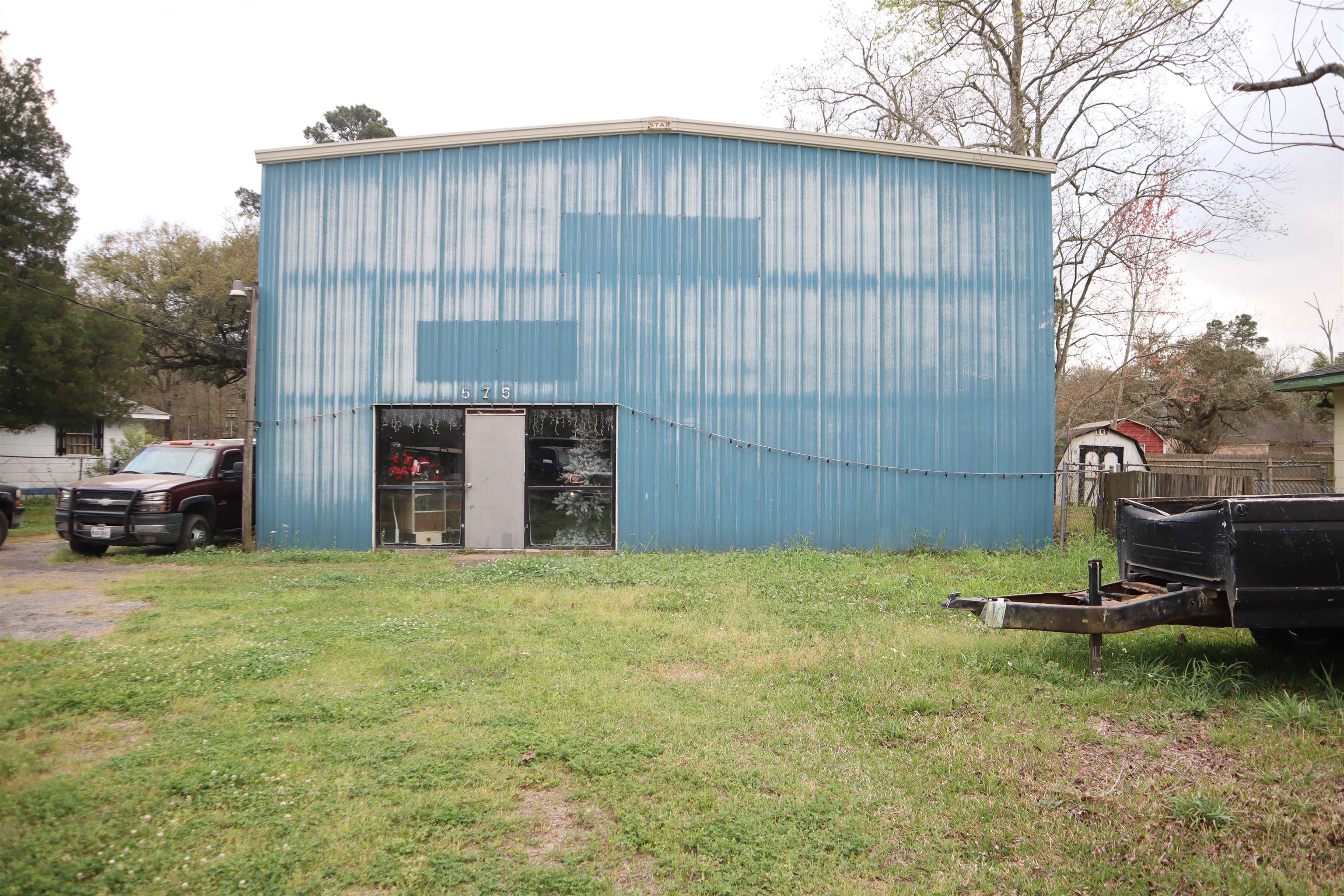 575 W Bolivar St. — photo