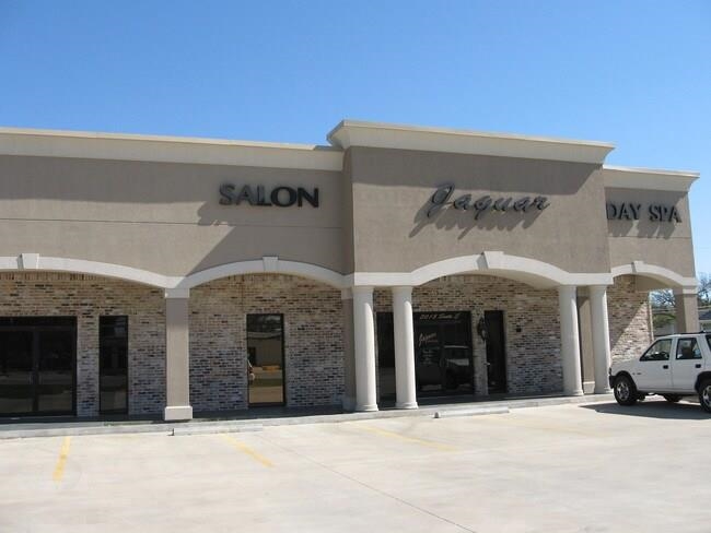 3015 Nederland Avenue Suite D — photo