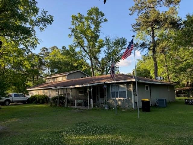 235 Connell — photo