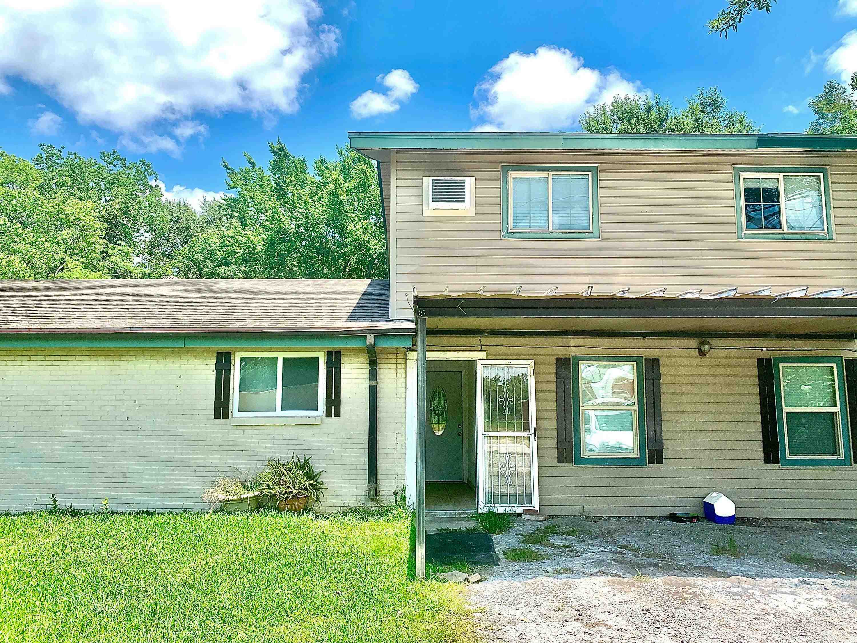110 Farm Dr. B — photo