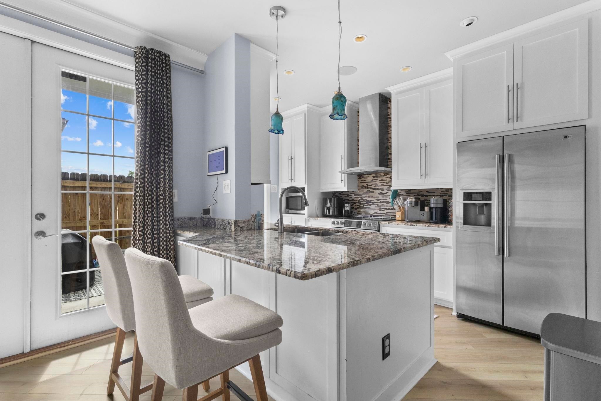 1620 Wellington Pl — photo