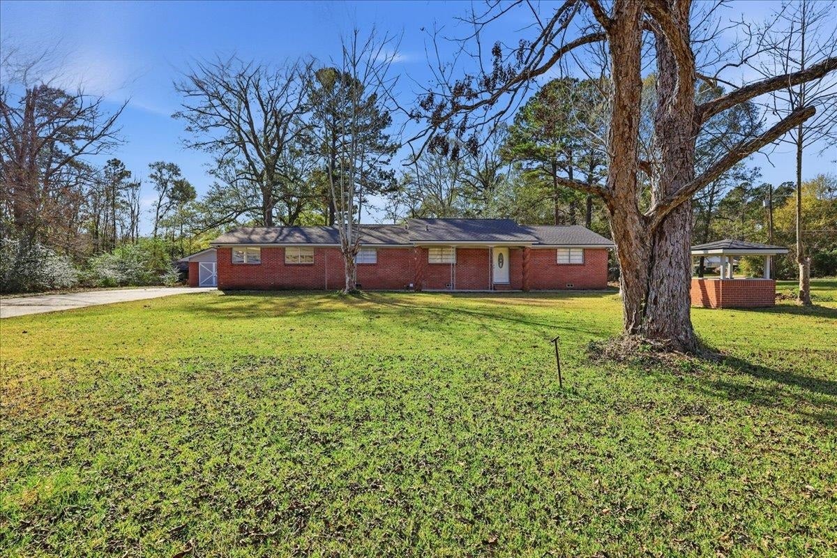347 W Texas State Hwy 63 — photo