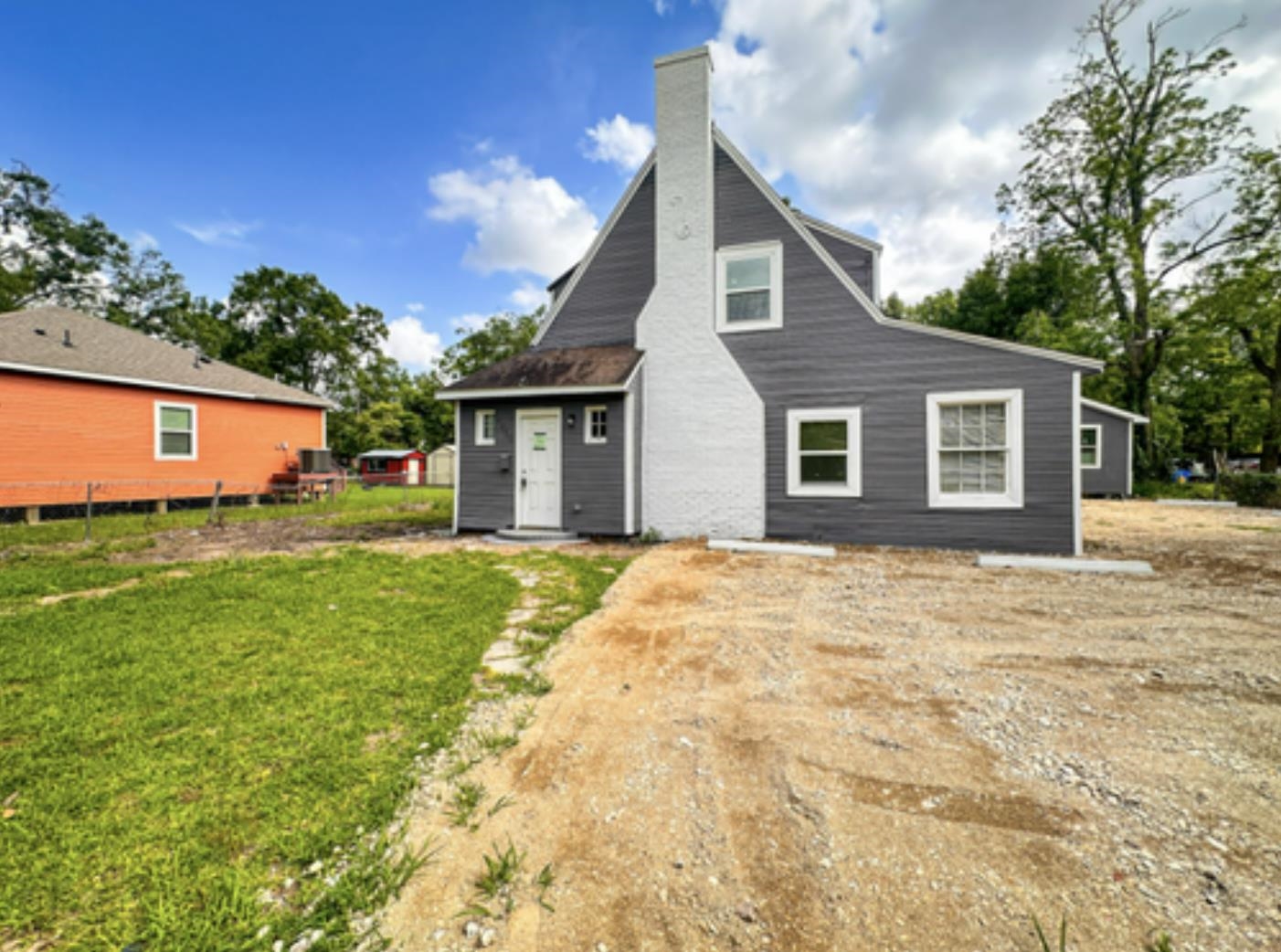 2555 Pierce Street — photo
