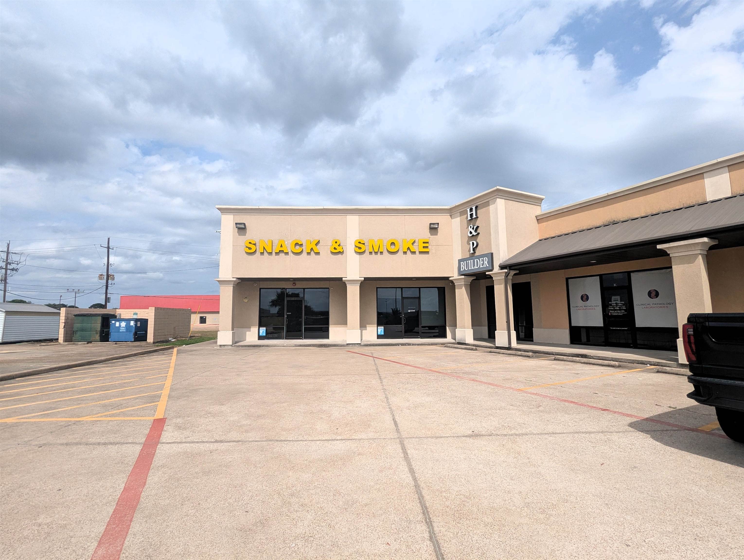 8460 Central Mall Drive — photo