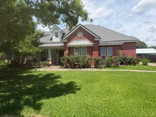 335 Lexington Drive — photo