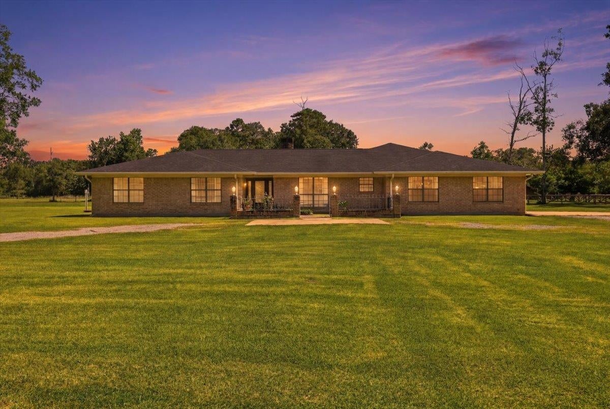 8613 Fox Rd. — photo