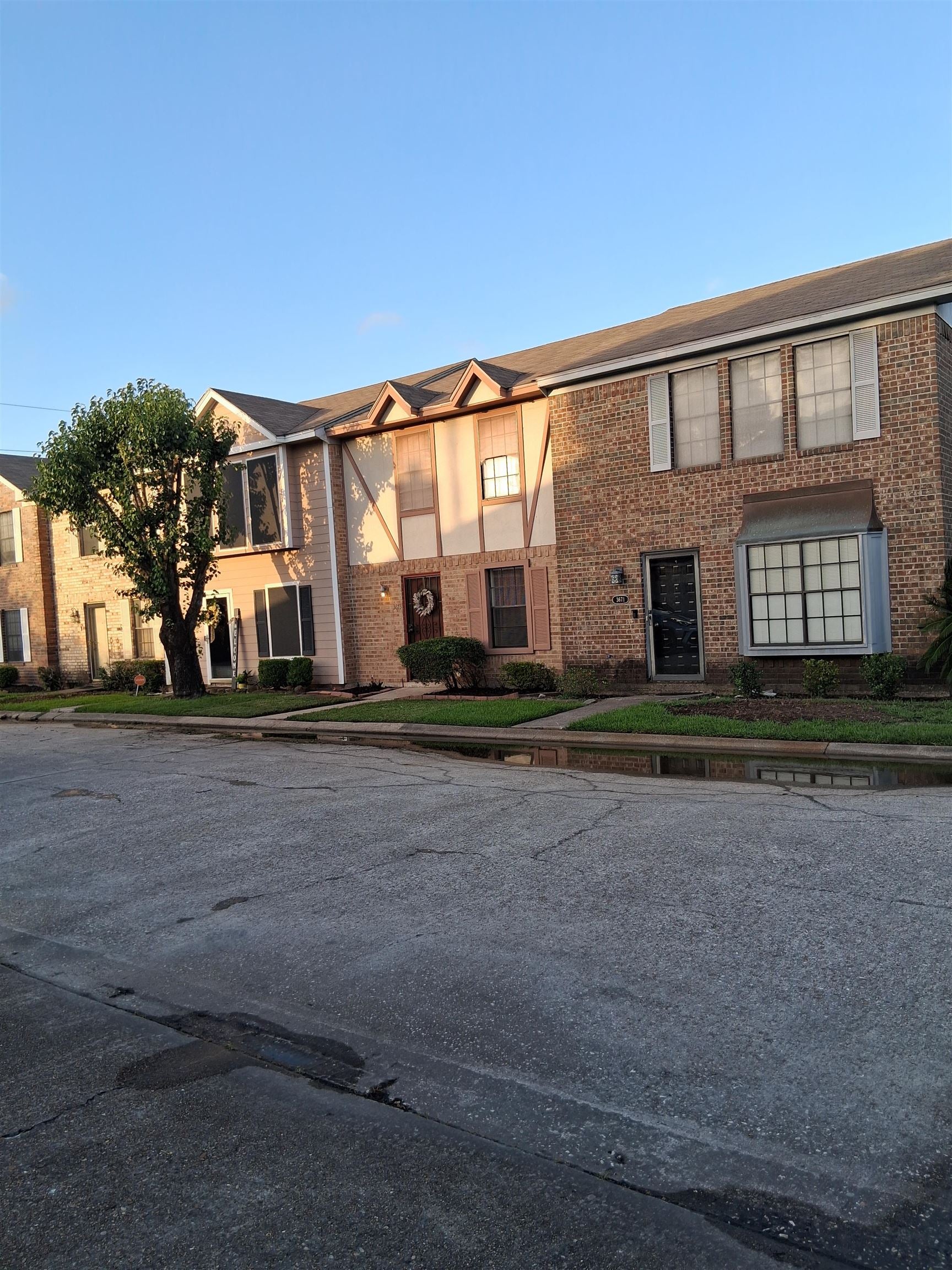 3673 Briar Creek Dr — photo
