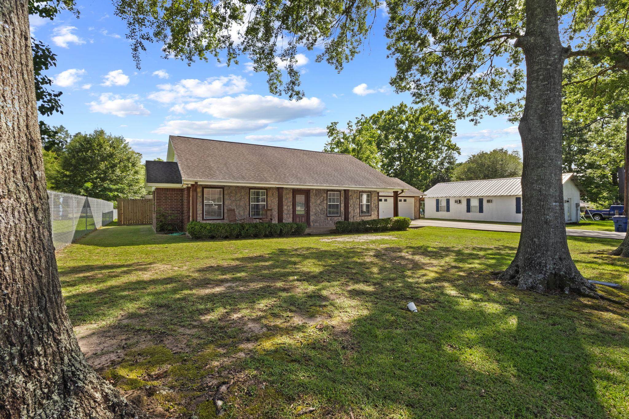 955 Barnhill Road, Silsbee, TX 77656 — photo 3