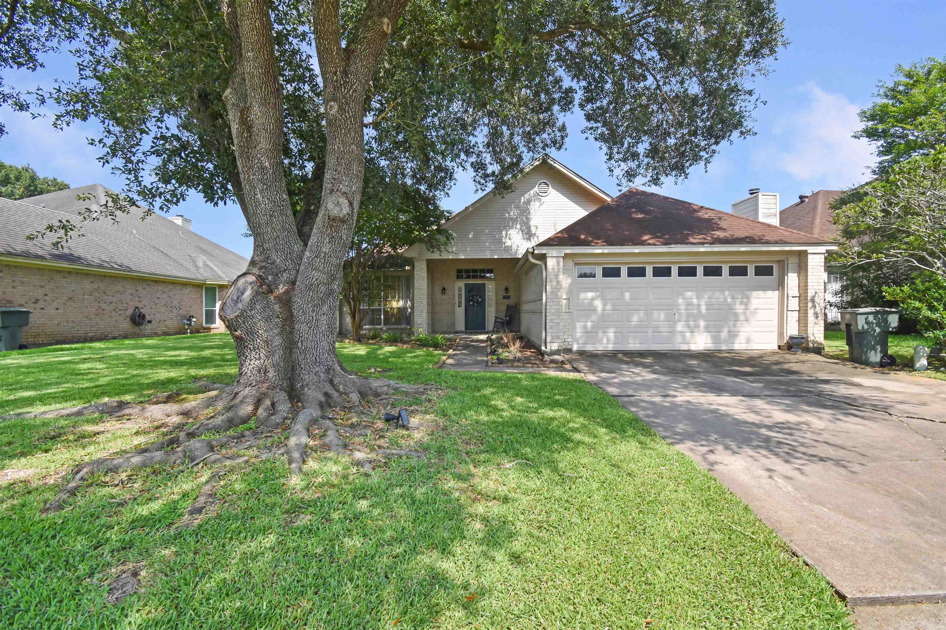 3675 Augusta — photo