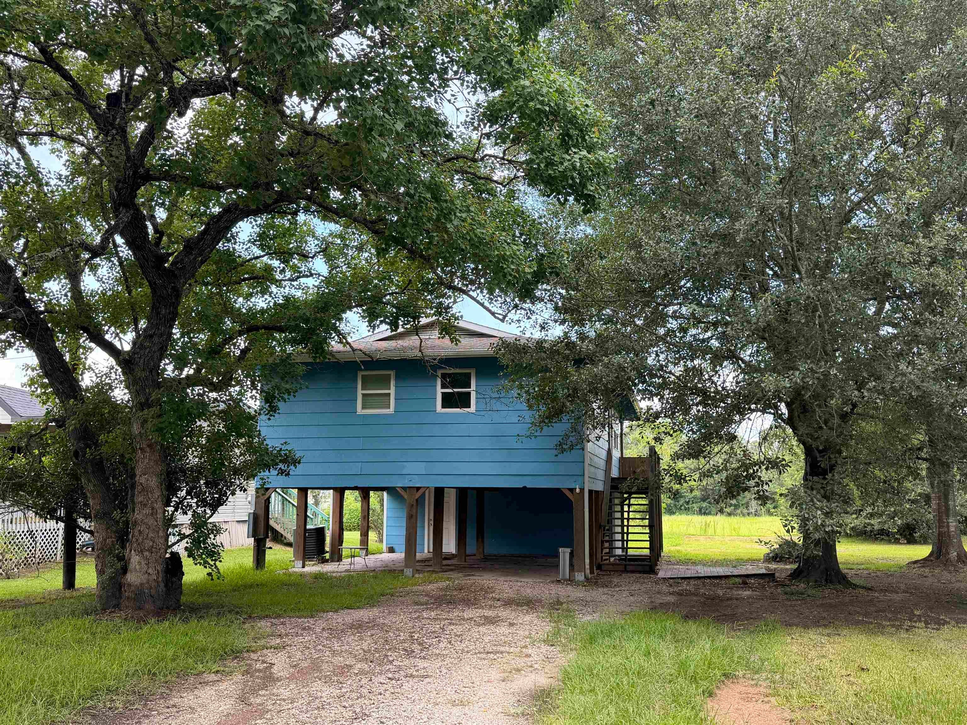 1036 Leblanc St. — photo
