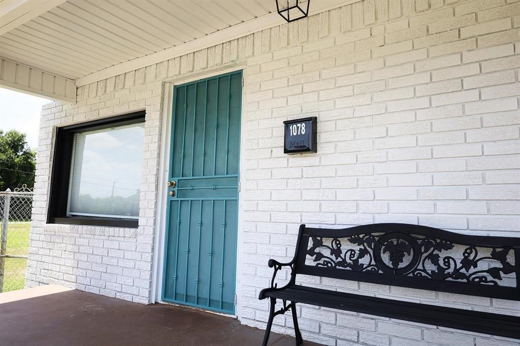 1078 Miller Tx — photo