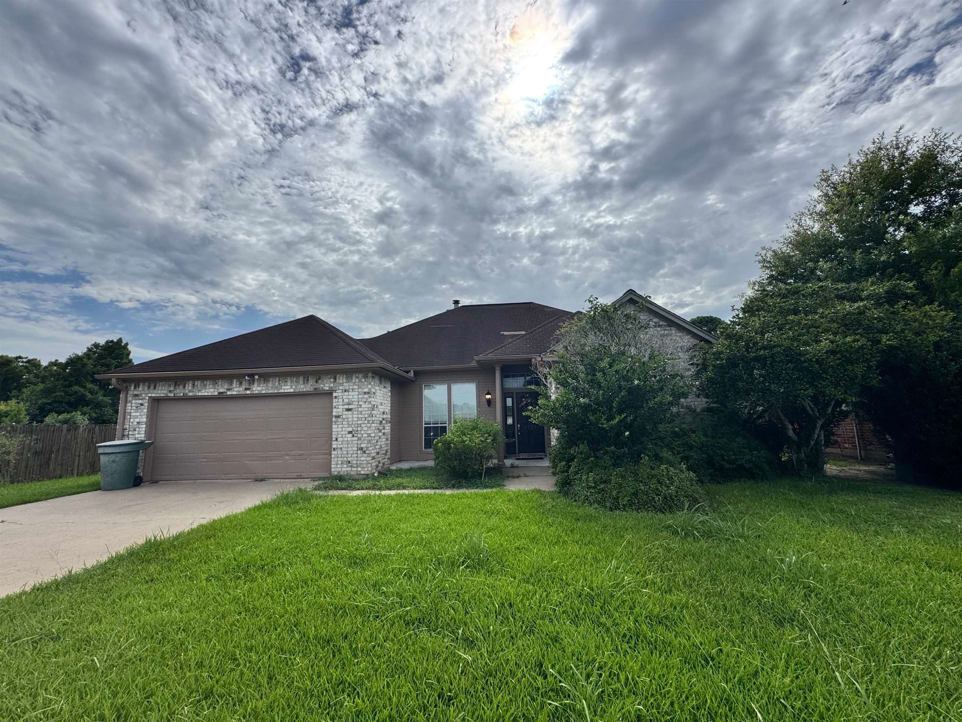 3720 Champions Drive — photo