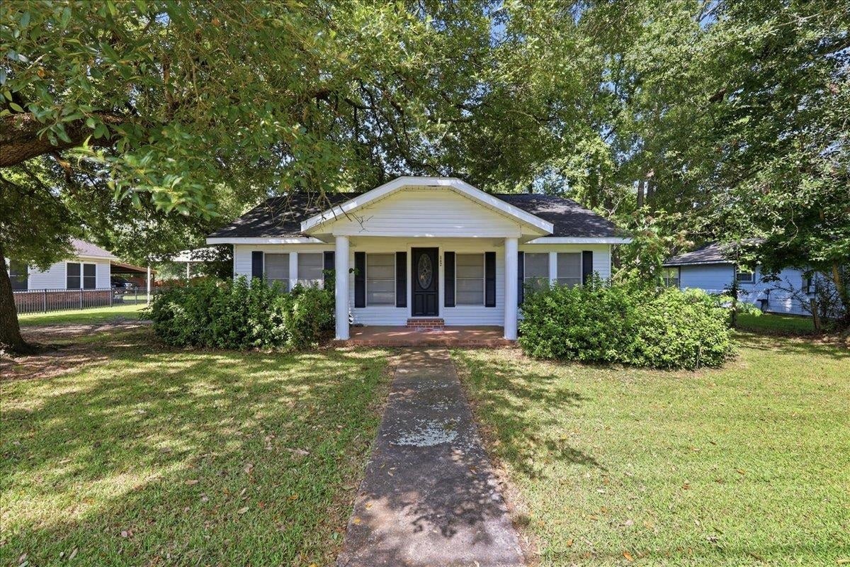 642 Texas State Highway 62 — photo