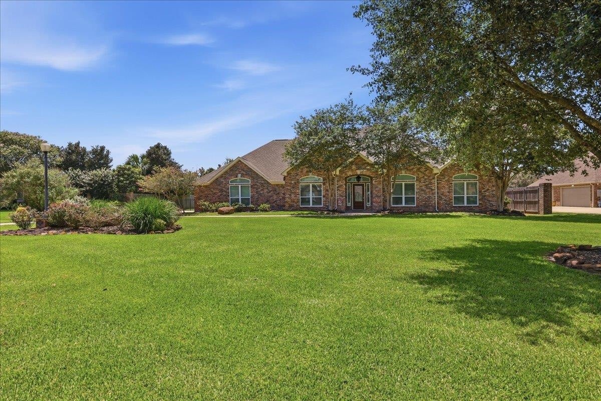 6329 Bent Water Dr — photo