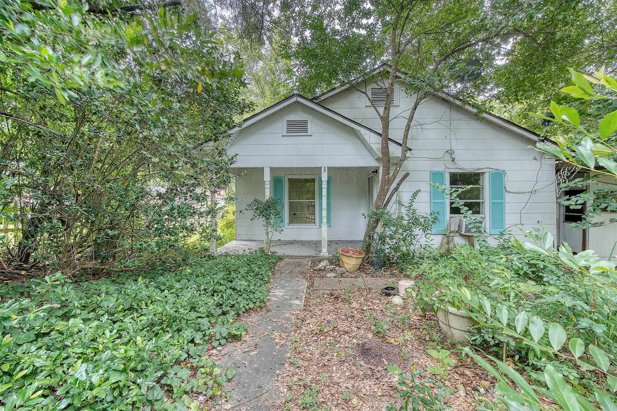 607 W Martin — photo