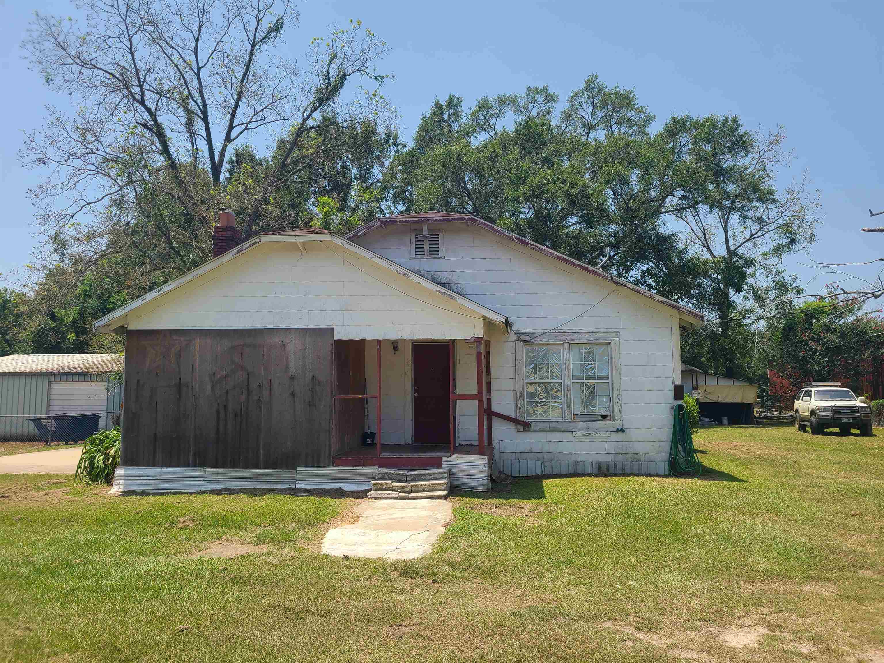 1911 N Margaret Ave — photo