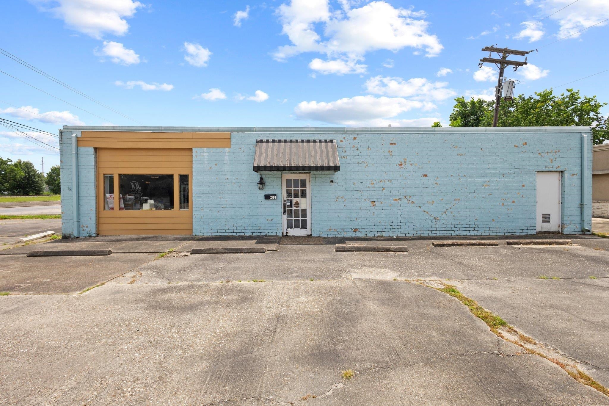 912 S Twin City Hwy — photo