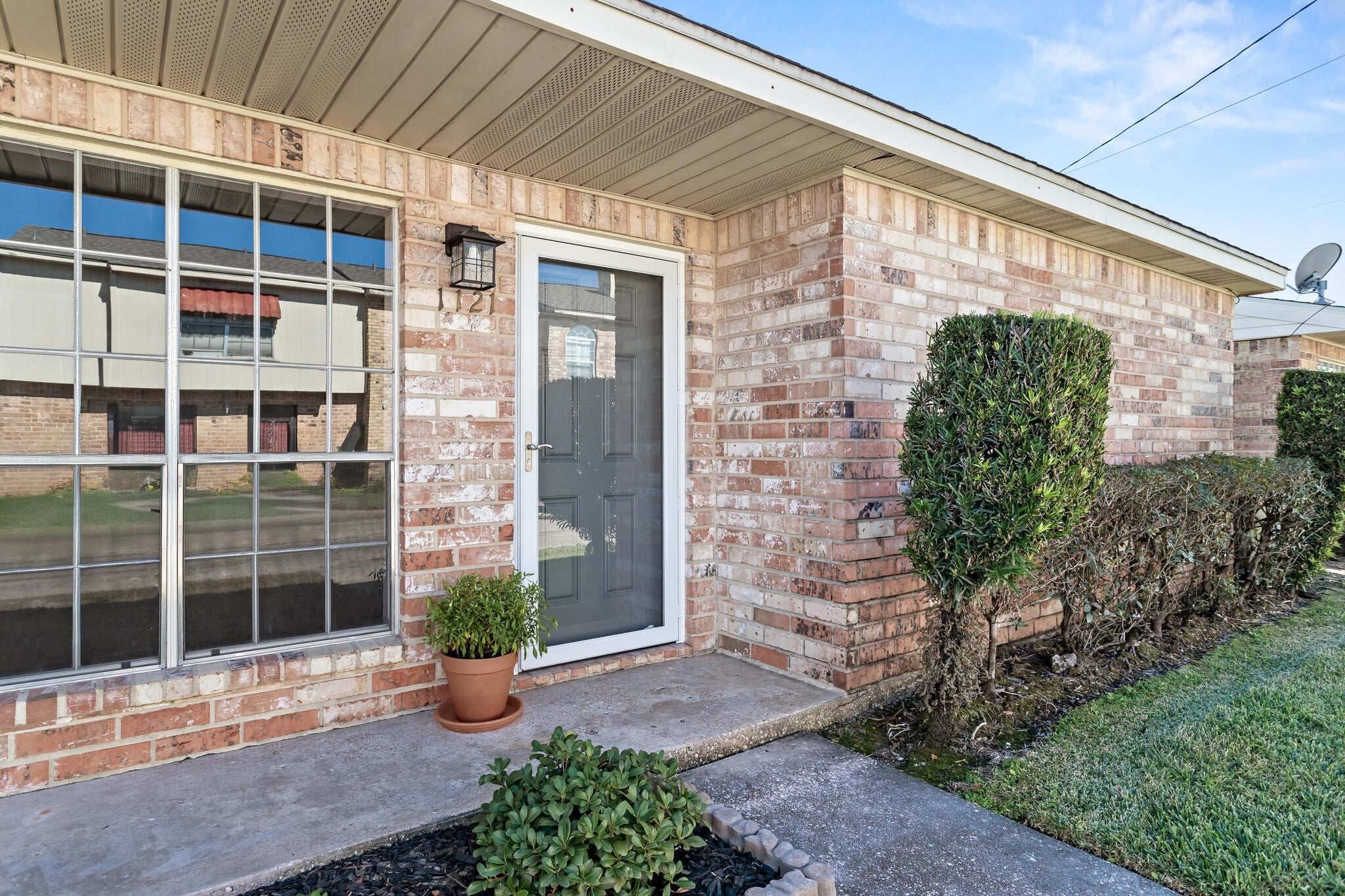 1121 Park Meadow Dr — photo