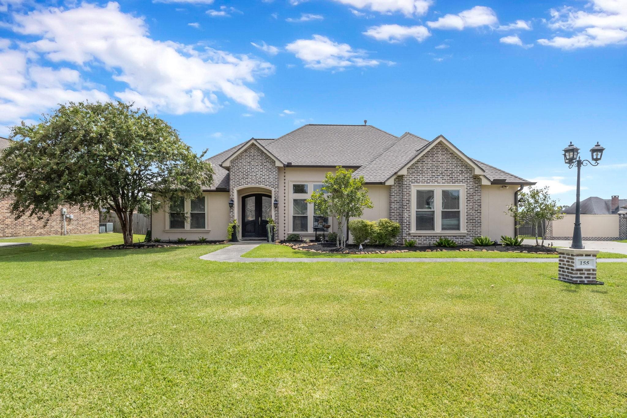 155 Lauren Drive — photo