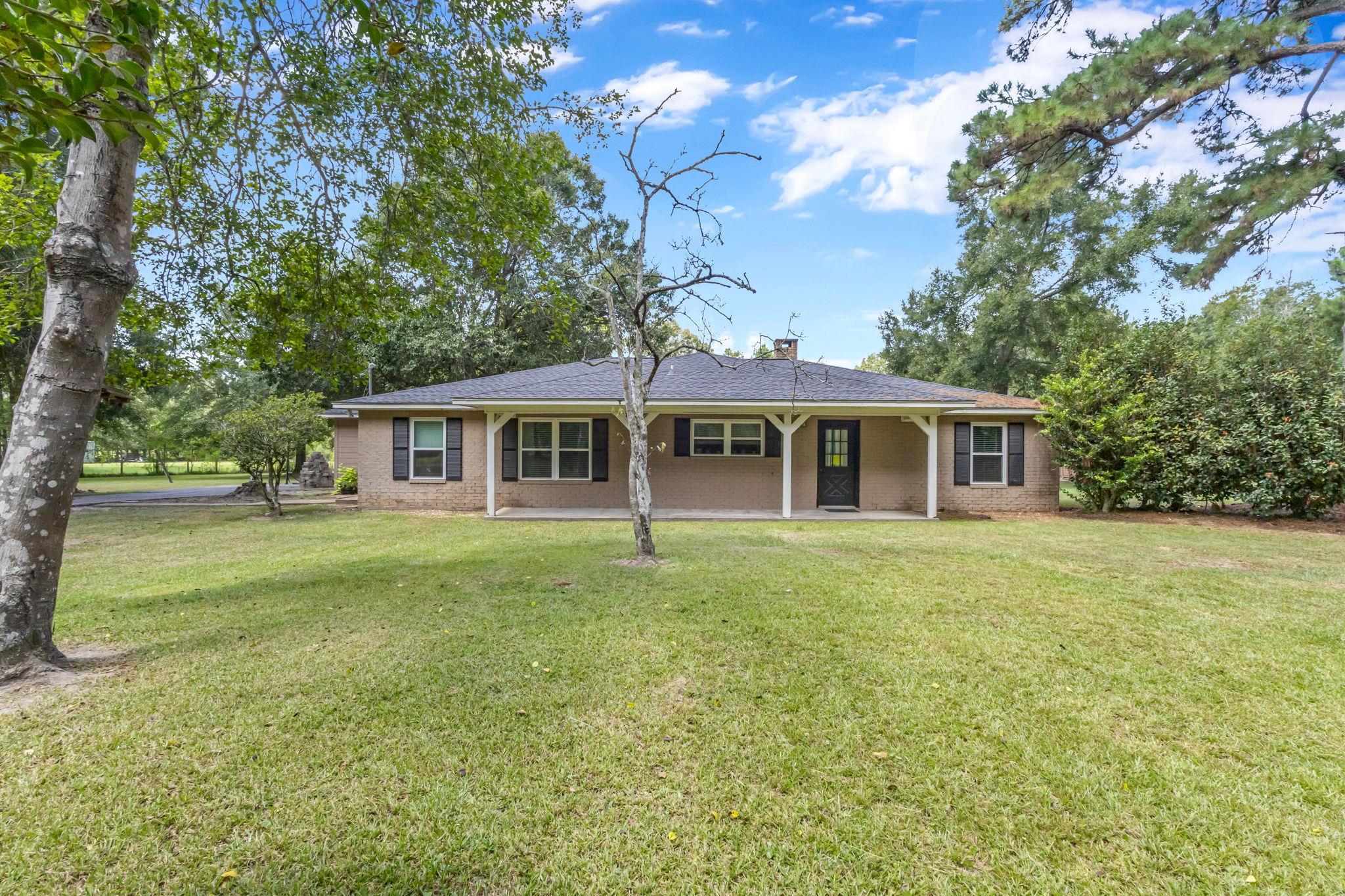 4037 Forest Hills Lane — photo