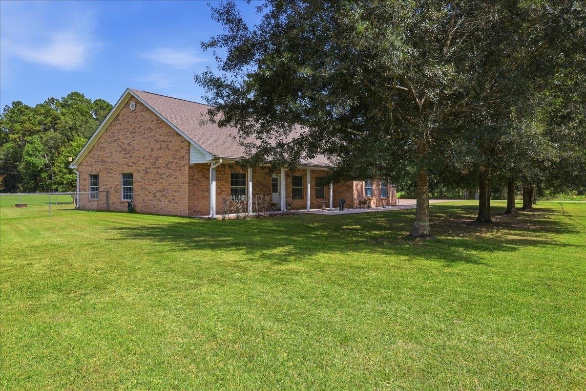 13612 FM 1130 — photo