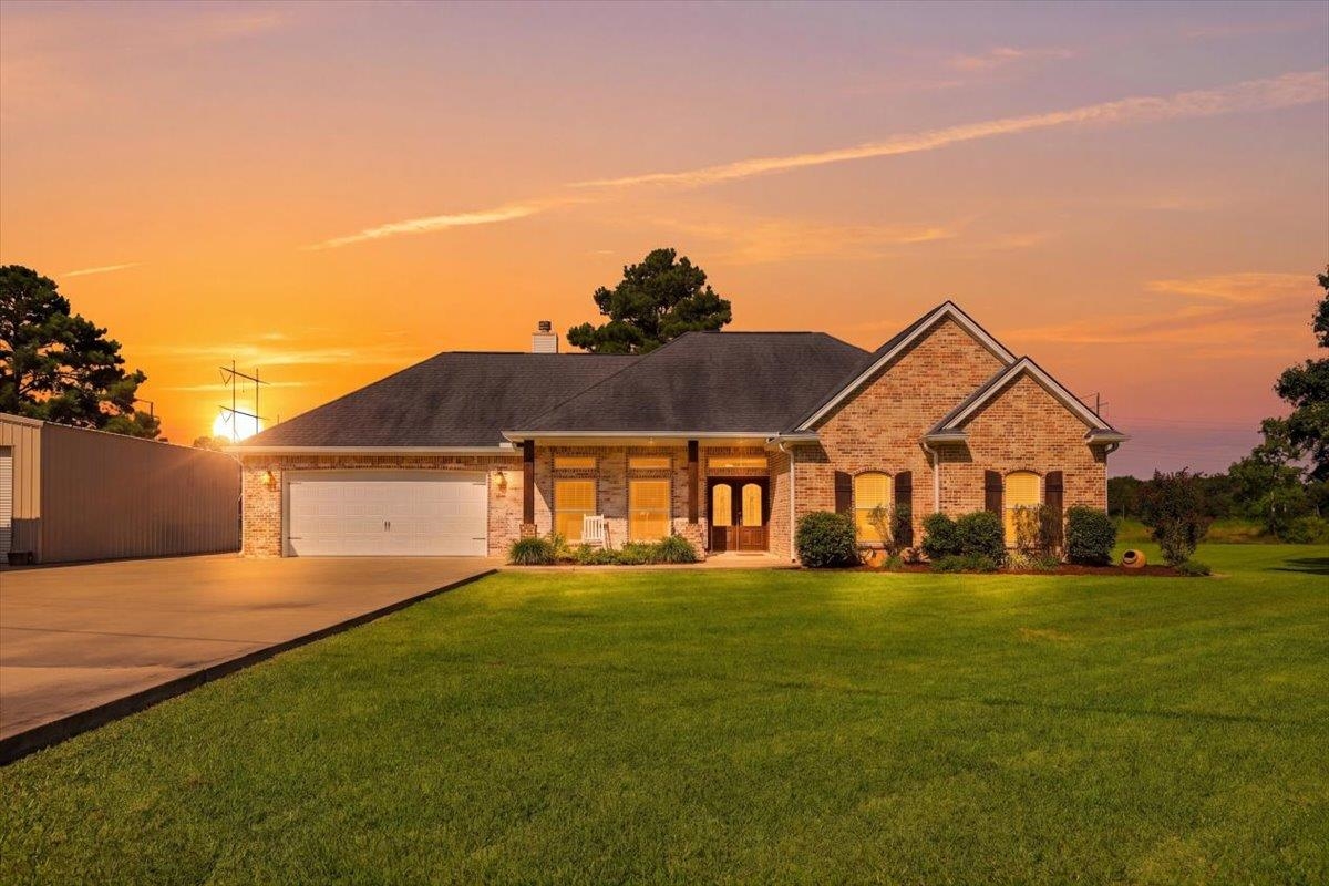 4655 Thacker Drive, Orange, TX 77630 — photo 2