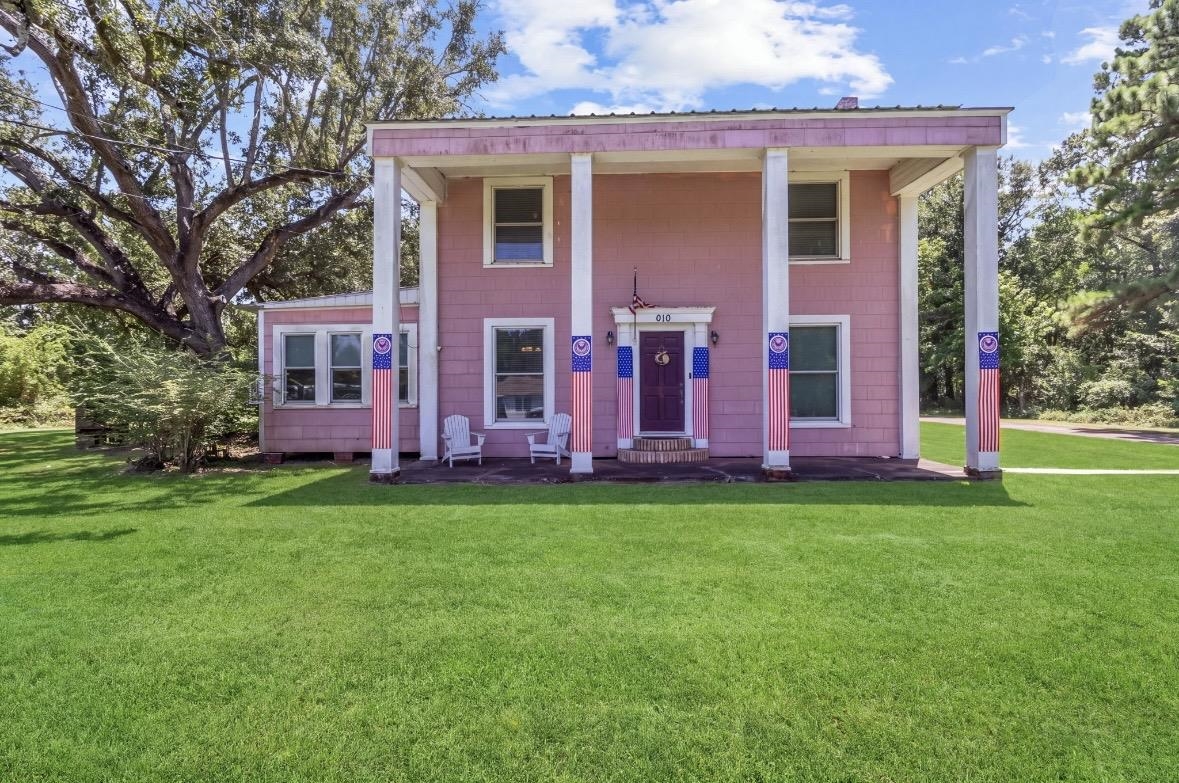 610 E Roundbunch, Bridge City, TX 77611 — photo 2