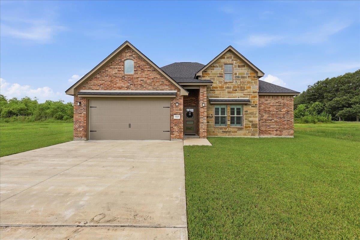 5765 Essie Lane — photo