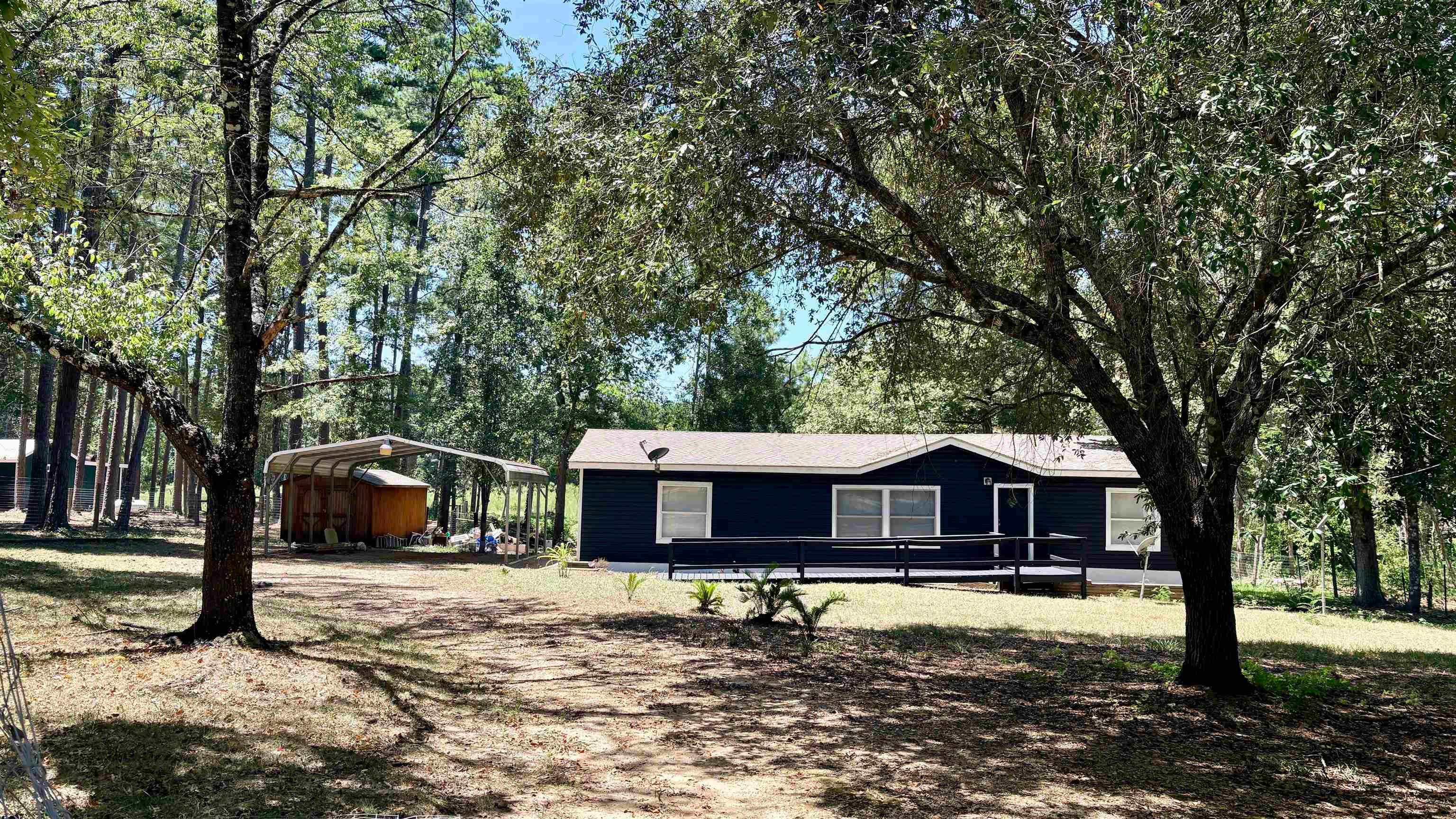534 Lake Camelot Circle — photo