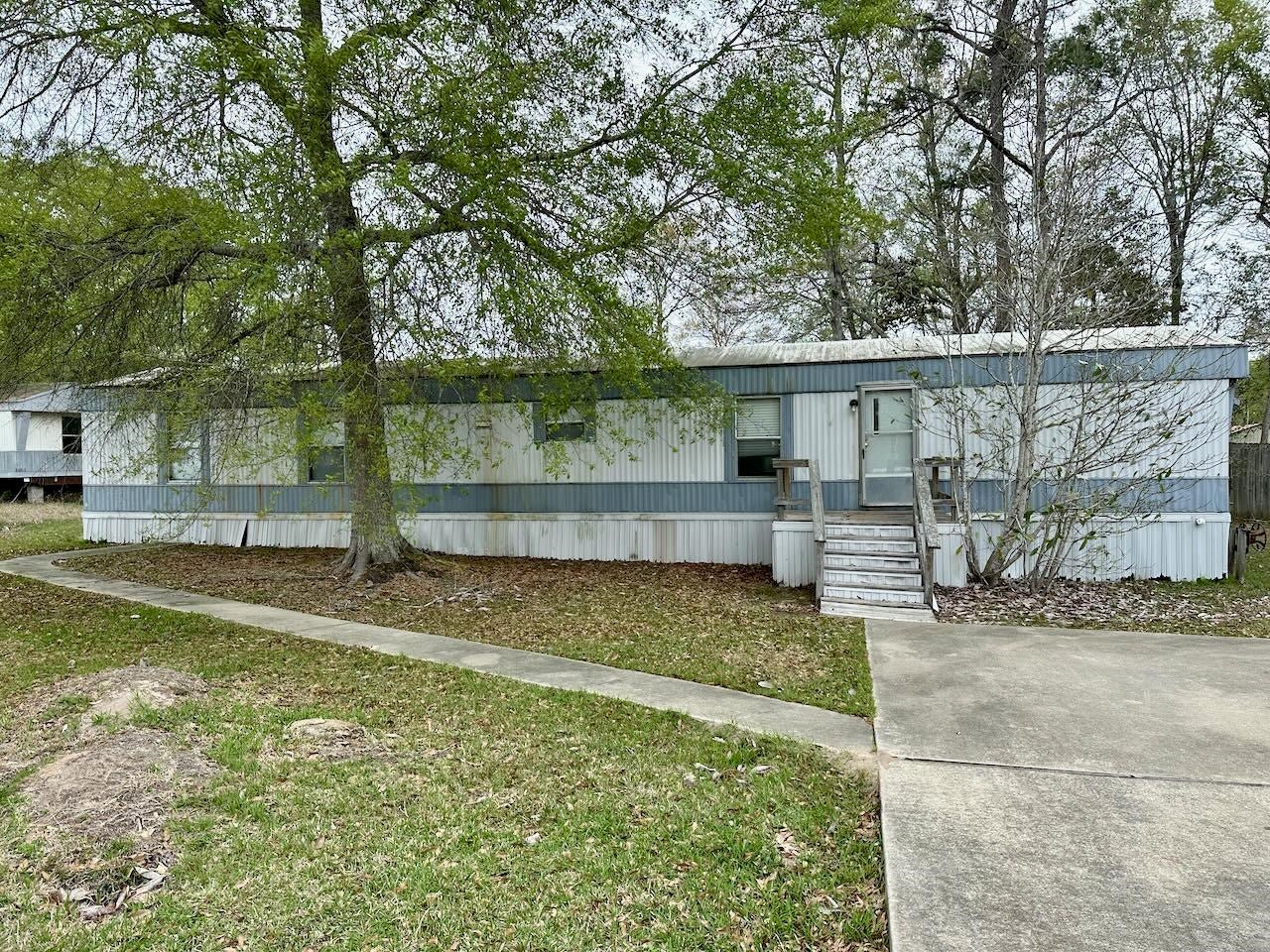 112 Blueridge Dr. — photo