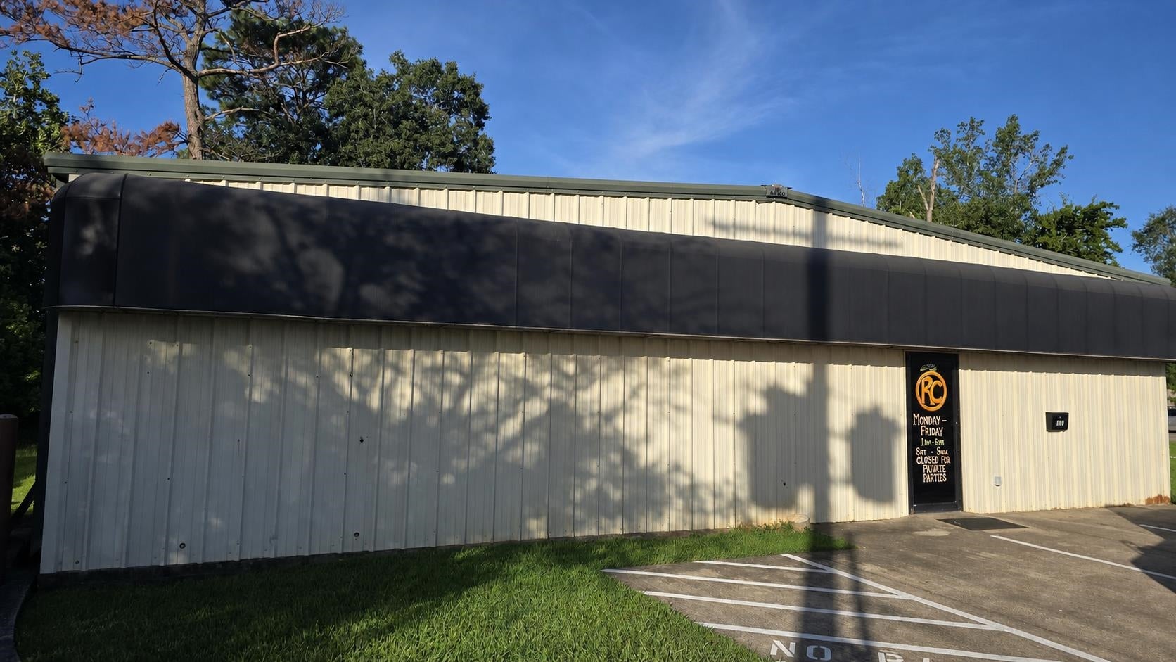 1004 N Main — photo