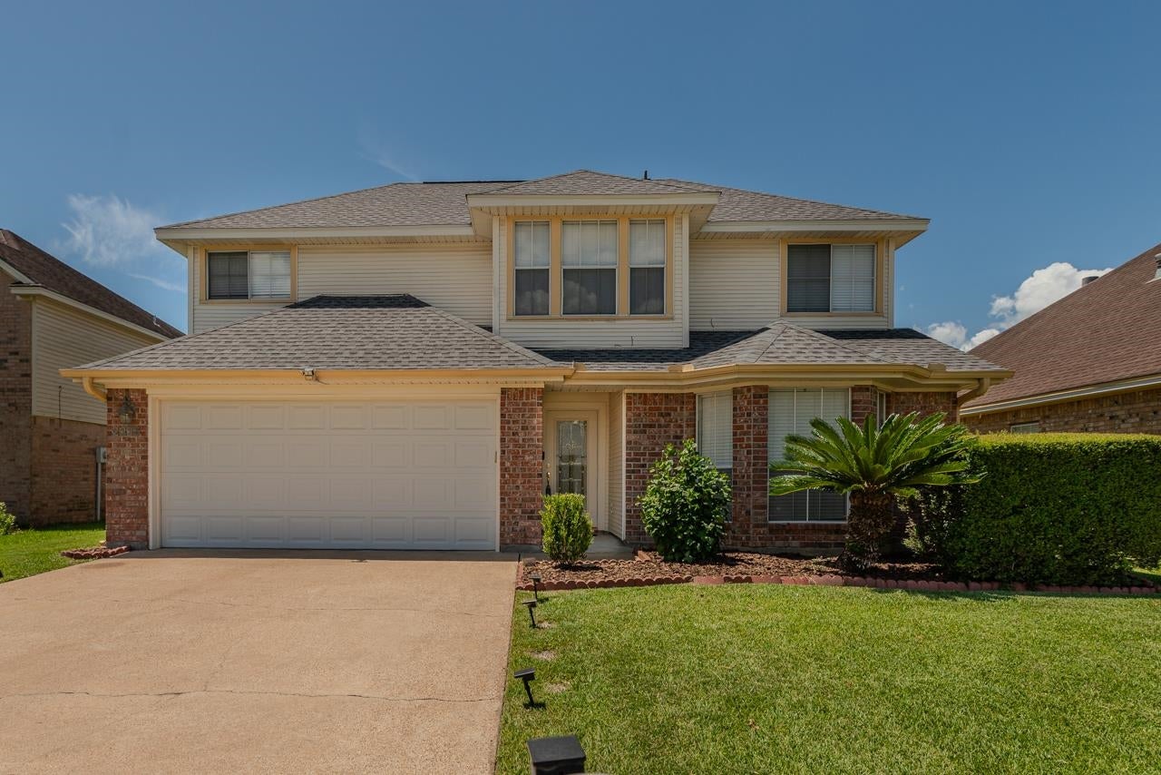 2335 Sunflower Lane — photo