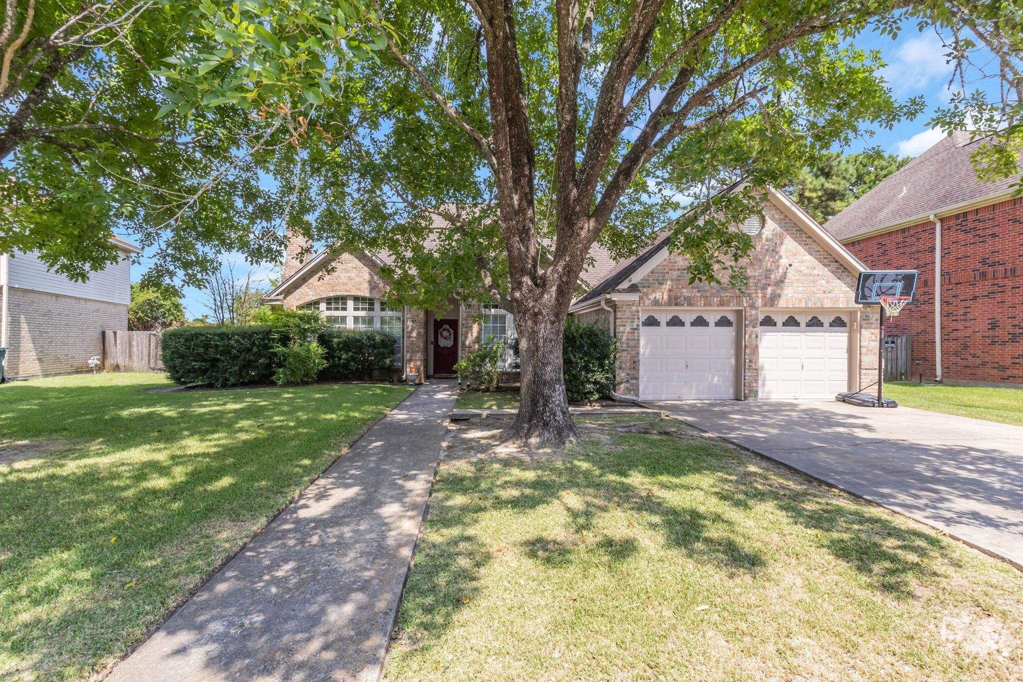 9650 Meadowcreek Dr — photo