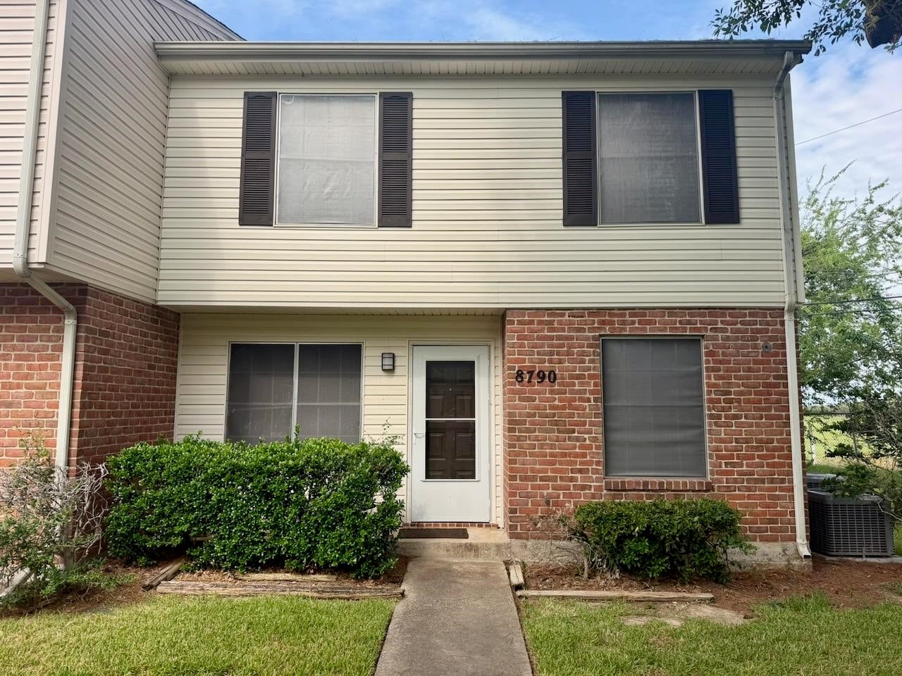 8790 Glen Meadow — photo