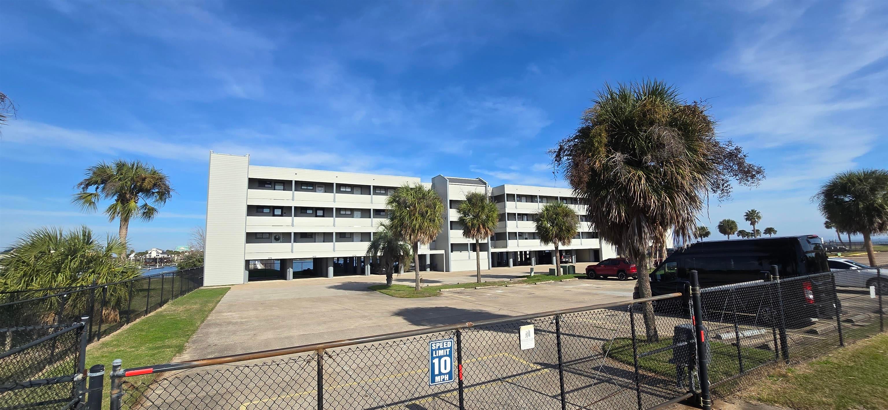 560 Pleasure Island Blvd Unit 111 — photo