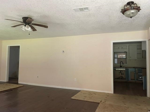 5008 Meeks, Orange, TX 77632 — photo 3
