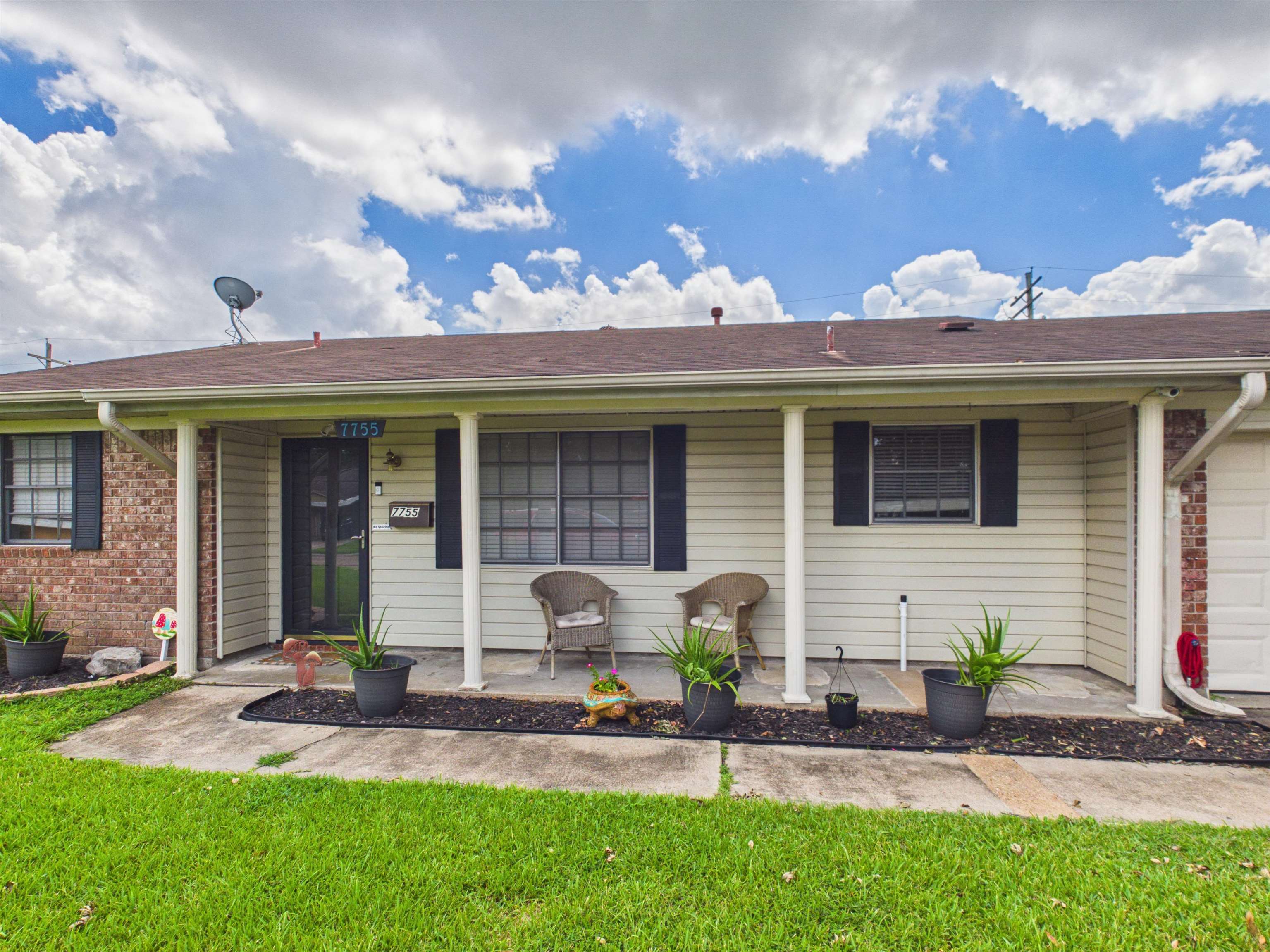 7755 Wickersham Pl — photo