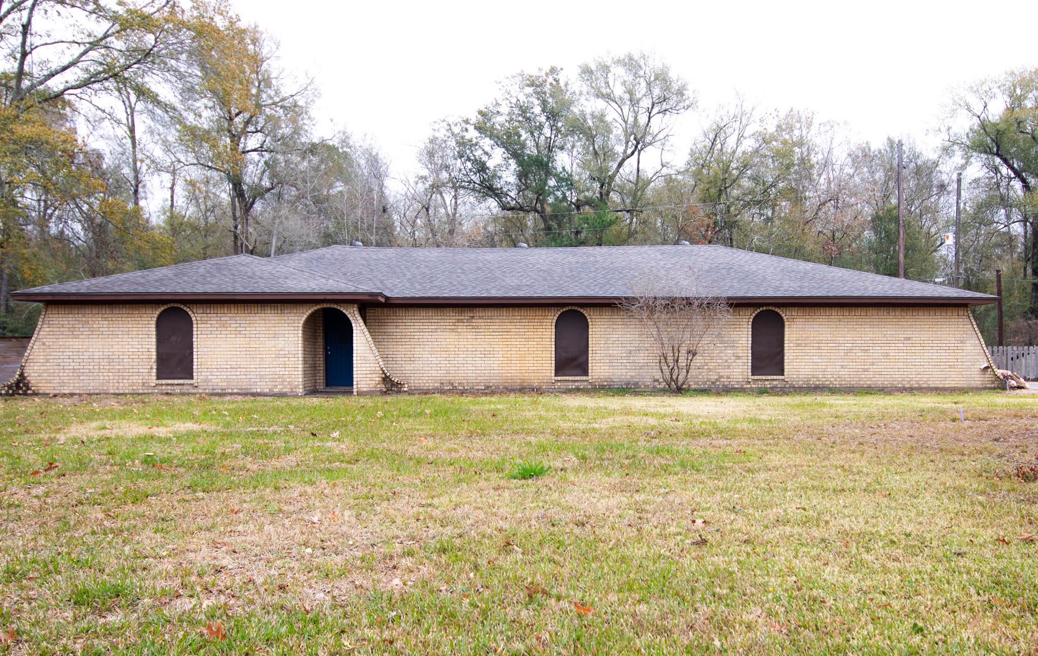 3306 Timberlane Circle — photo