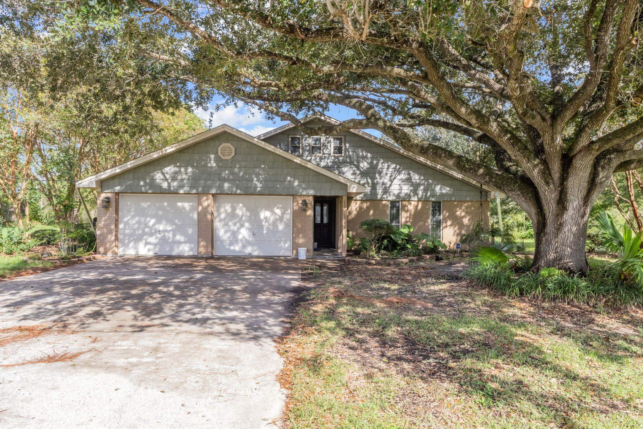 11521 Country Ln. — photo