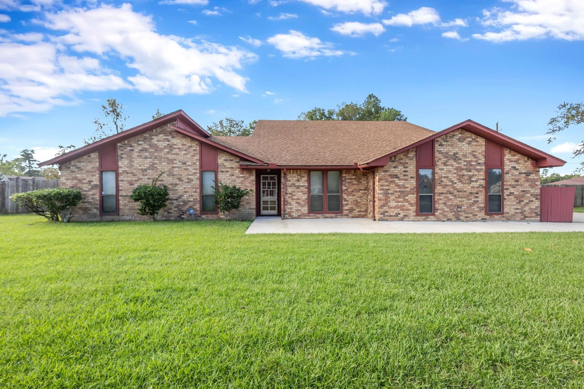1509 Dawnwood — photo