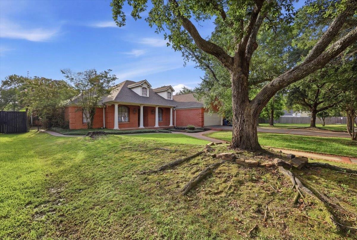 108 Wade, Silsbee, TX 77656 — photo 2