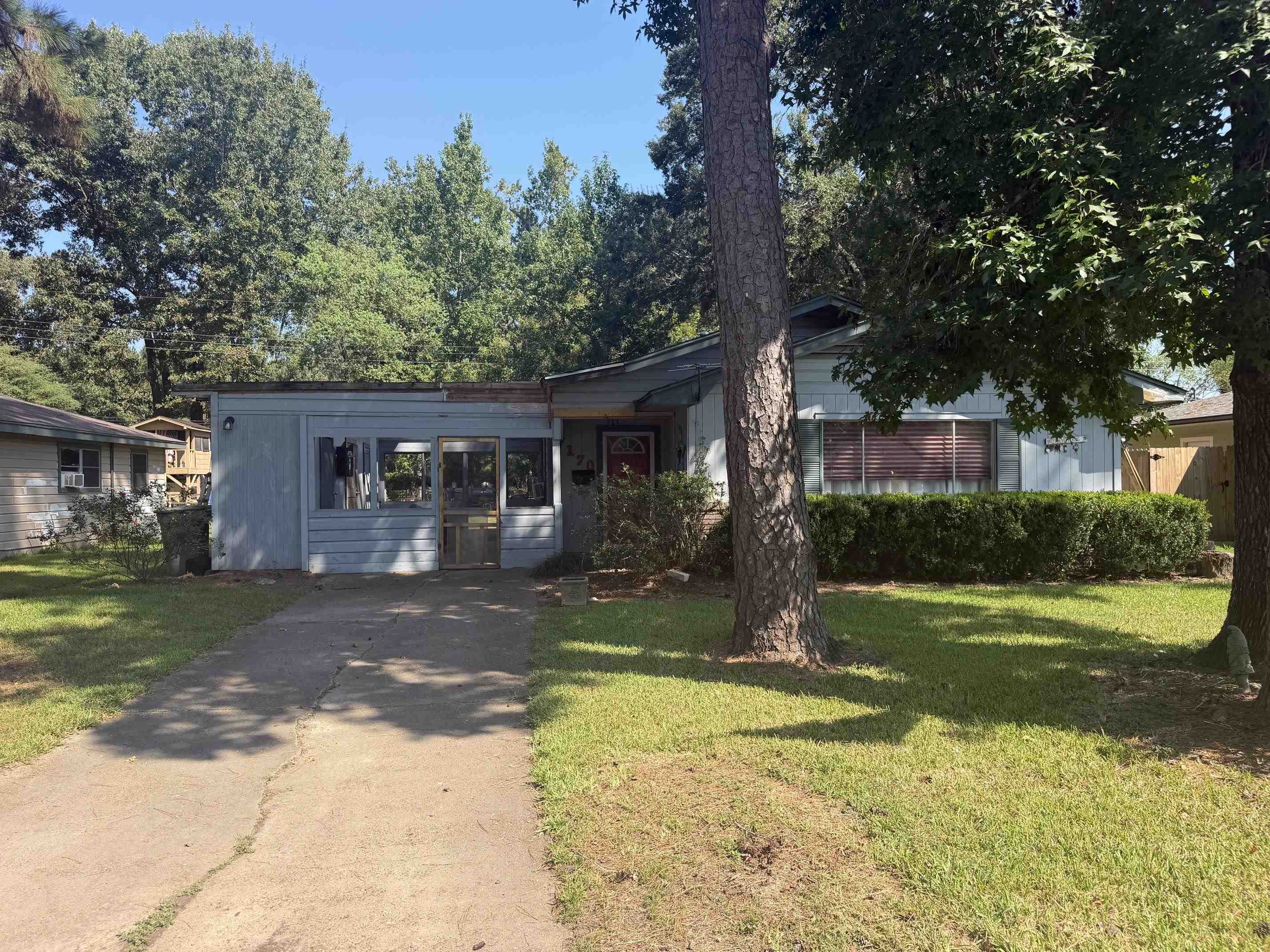 7170 Lewis Drive — photo