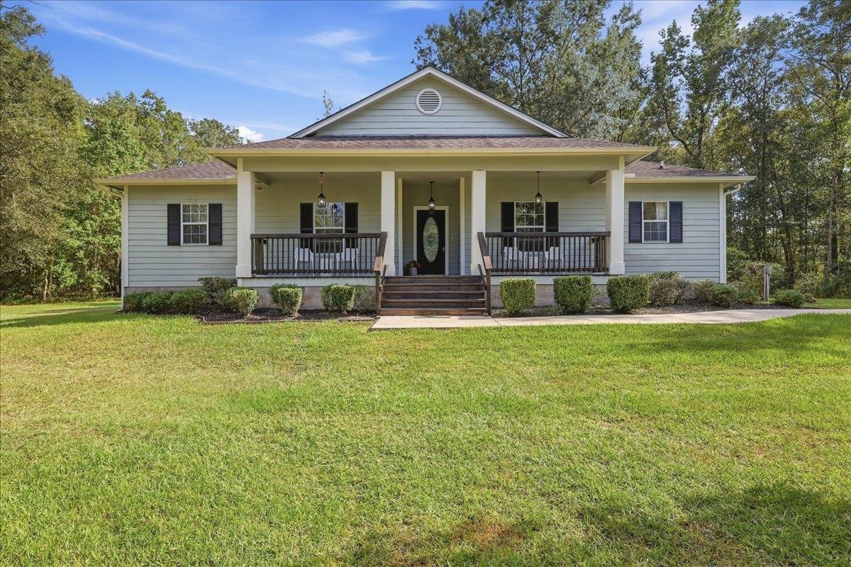 8739 Turtle Road, Orange, TX 77632