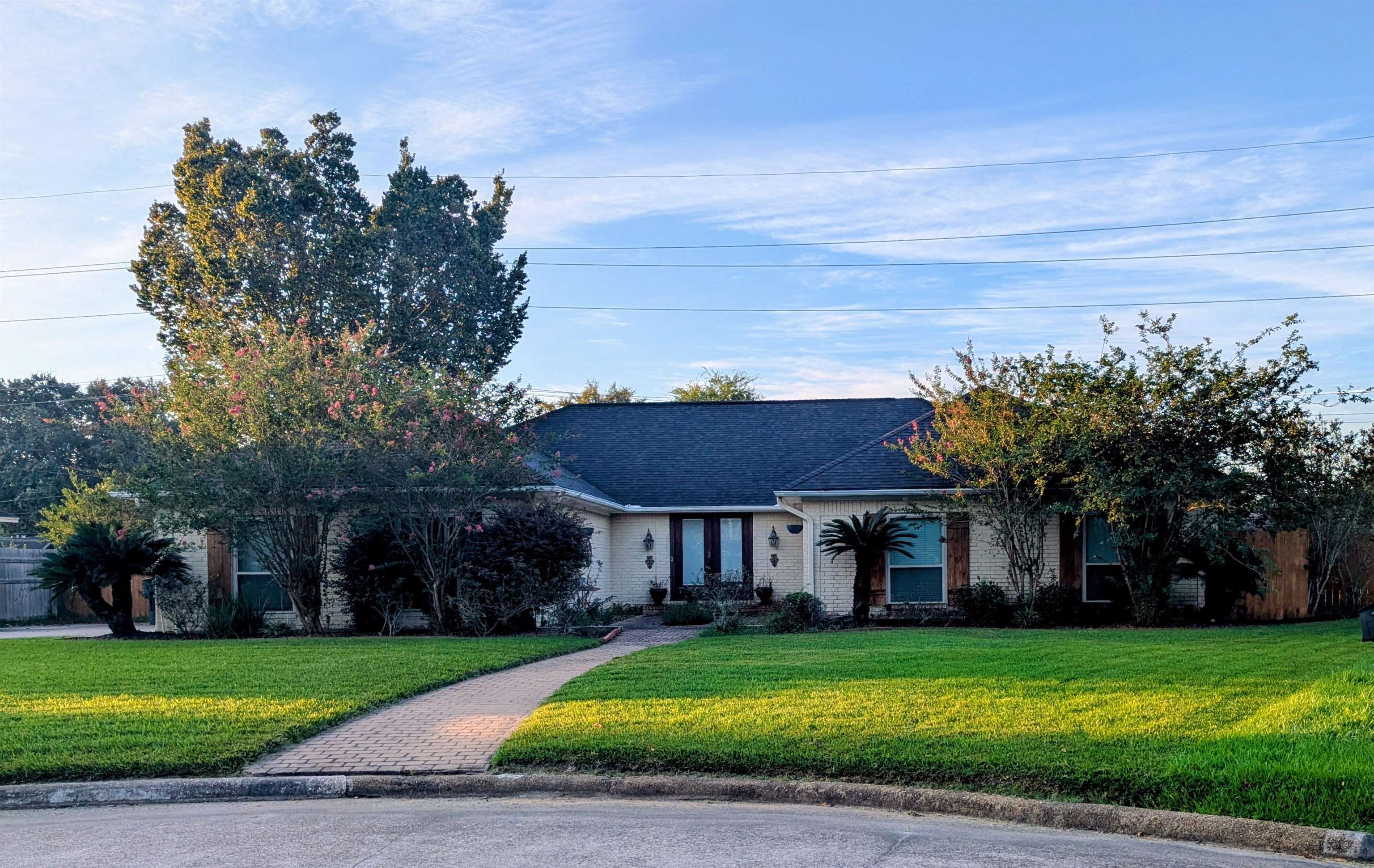 4775 Elmhurst Drive — photo